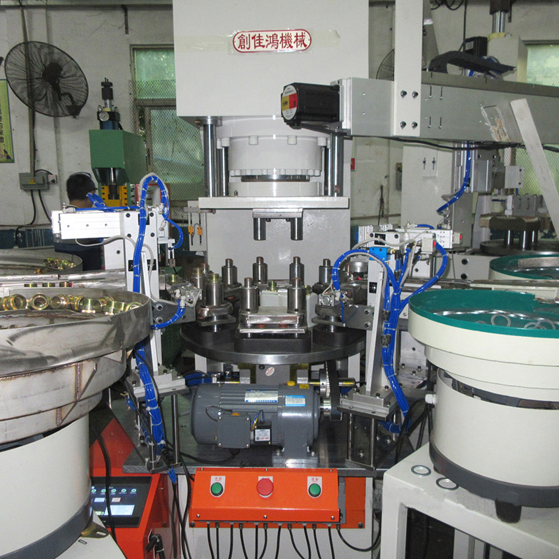 全自動四柱沖壓機