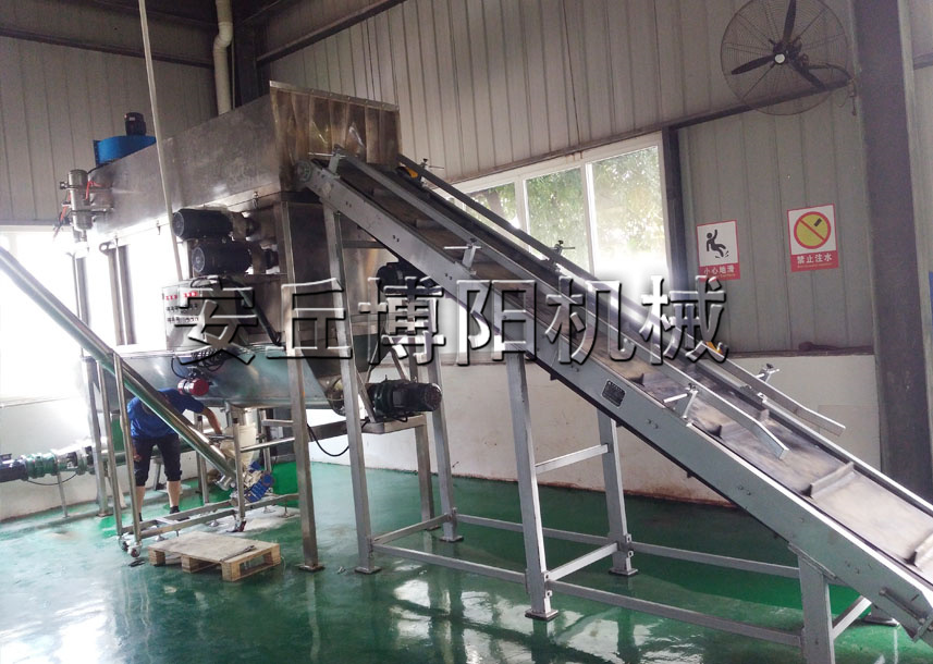 安丘博陽硅粉自動拆包機(jī)提供非標(biāo)定制滿足不同客戶要求