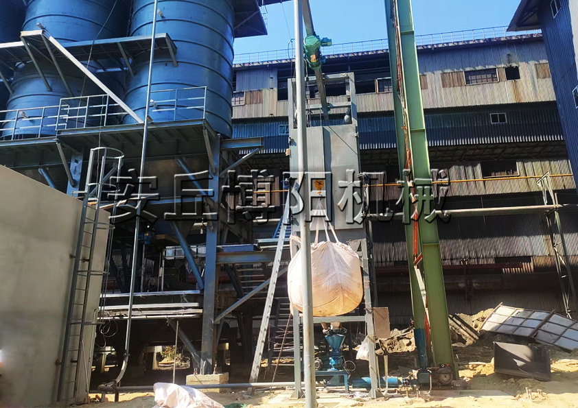 安丘博陽機械生產(chǎn)的礦渣粉噸包拆包機具體優(yōu)勢有哪些？