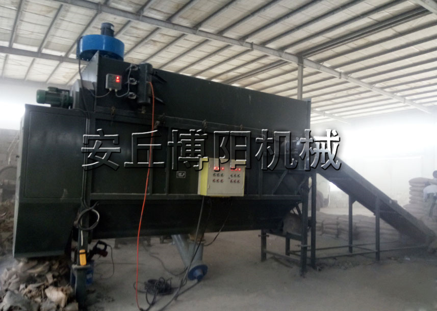 安丘博陽機械的水泥自動拆袋機為什么這么厲害？