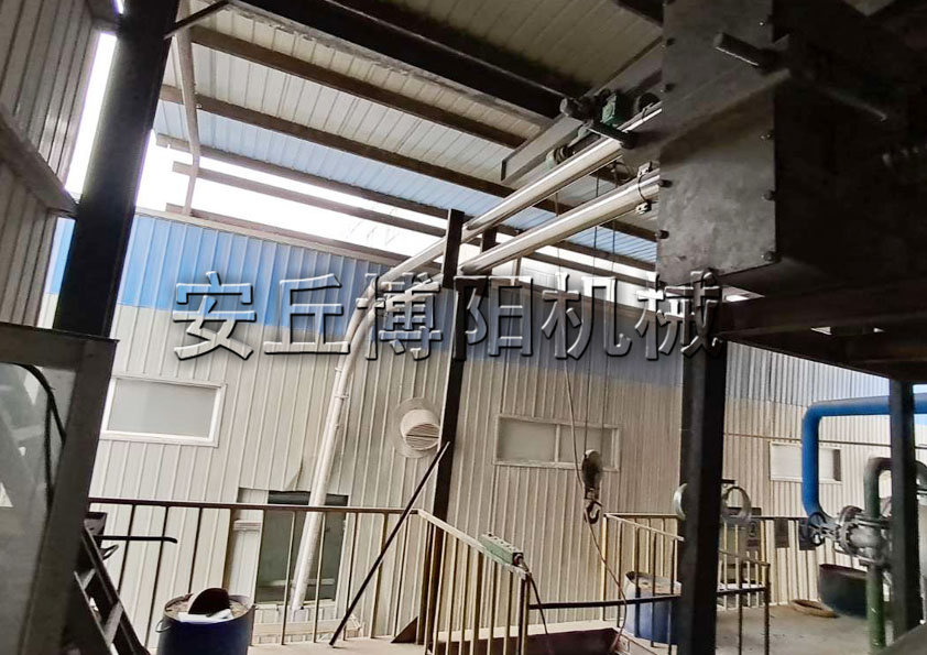 為什么很多企業(yè)會選擇安丘博陽樹脂粉管鏈輸送機呢？