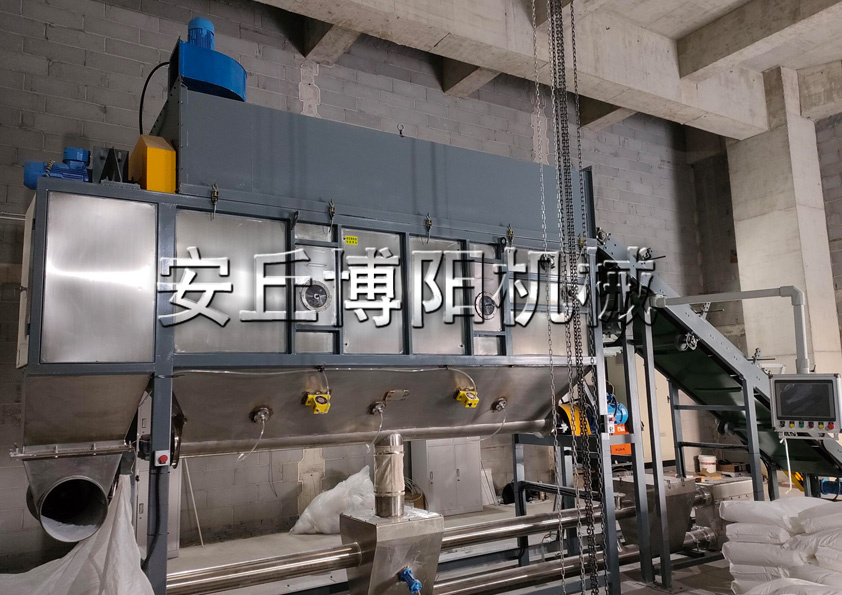 尿素顆粒自動拆包機的特點是什么？