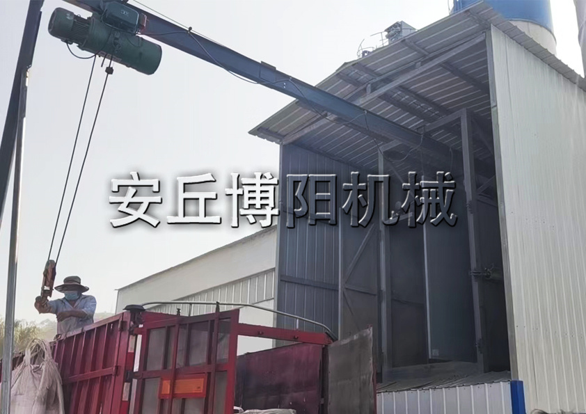水泥噸袋拆包機可以解決哪些煩惱呢？
